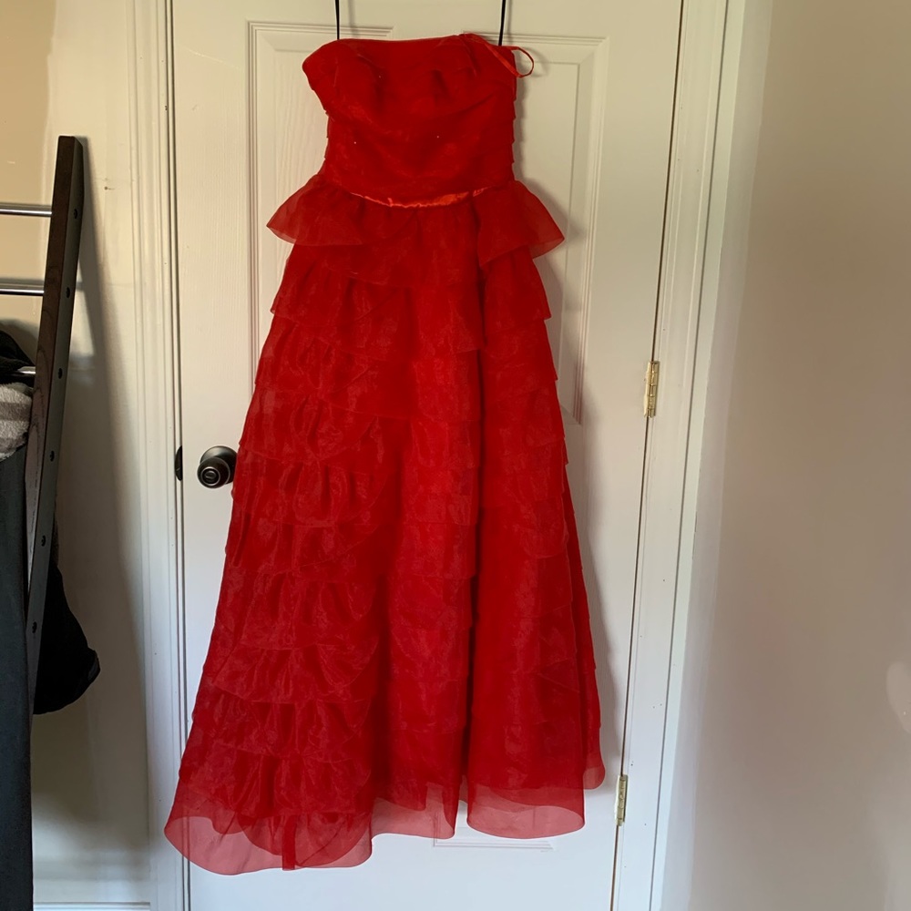 Red prom dress